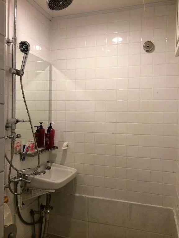 Backpackers In Jeju City Center Guest house